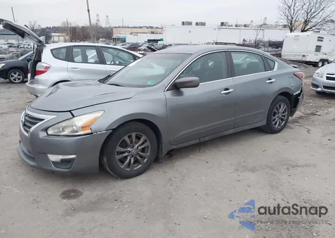 2015 Nissan Altima 2.5 S z USA, uszkodzony, nr VIN 1N4AL3AP5FC494071